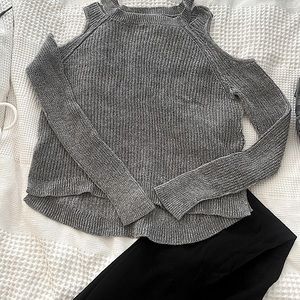 Gently Worn Girls Sweater
